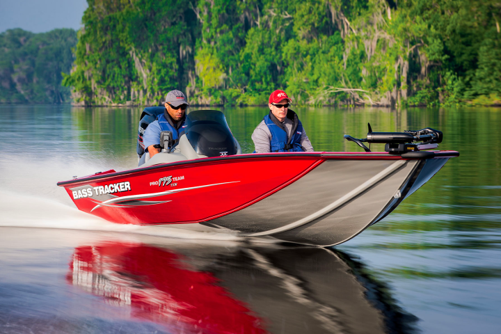 a small boat in a body of water